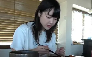 FC2PPV-4852091 無感謝你美娜醬決定與天生偶像共度四天三夜的私密影像
