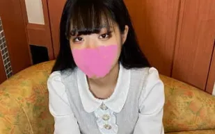 FC2PPV-4685505 在購物時被搭訕並首次出道