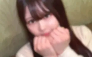 FC2PPV-4672466 一個像動物一樣的女孩