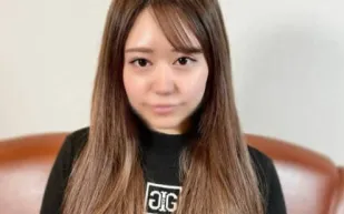 FC2PPV-4601666 粉紅色乳頭女孩的腳