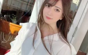 FC2PPV-3127769 撕開性感美容顧問的褲襪