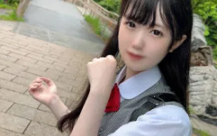 FC2PPV-3065172 純真無邪的年輕女學生