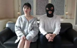 FC2PPV-4631125 對小臉黑髮美女盡情施展他們鍾愛的主戲