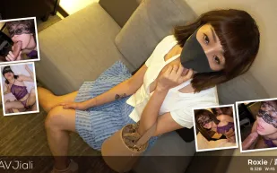 瘦小緊緻的女孩蘿希想要被色情明星操