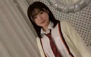 FC2PPV-4419625 第一彈可愛素人Deco醬的白虎中出自拍影片素人Deco醬