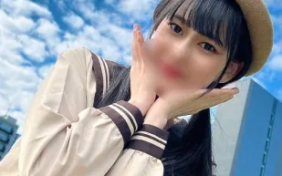 FC2PPV-3202618 可愛平胸世界級女神