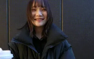 FC2PPV-4664973 容十足充滿清潔感的冷酷美女