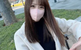 FC2PPV-3228997 被父母拋棄在孤兒院長大的孤獨美女