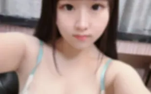 FC2PPV-4605948 擁有天然有彈性的巨乳G罩杯