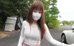 FC2PPV-4820130 穿著及膝襪的超級可愛小惡魔