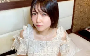 FC2PPV-4756335 與可愛美女重逢