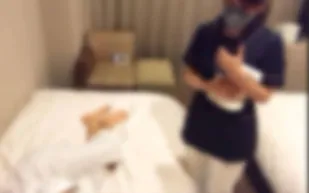 FC2PPV-4618386 白皙苗條美女酒店牛仔式按摩師