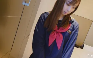 FC2PPV-1894709 離家出走的漂亮女孩正在尋找落腳之處