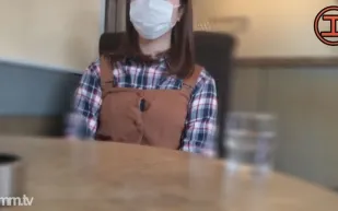 FC2PPV-2859296 老師的妻子在第一次借錢和還款當天兩次被陌生人的雞巴射精