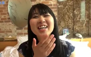 FC2PPV-974642 極度愛H的早射少女大學生19首次在旅館體驗純真JD電動按摩器讓她高潮連連多次射精的早洩小妹妹求內射現場實拍豪華額外贈送Full HD