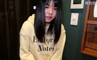 FC2PPV-4863607 一位擁有傲人胸部的幼兒園老師