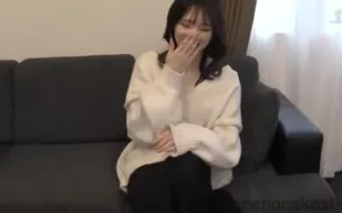 FC2PPV-3271998 美麗純真的少女被騙以為自己在拍模特兒照