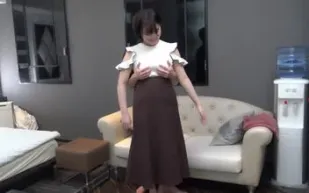 FC2PPV-4553612 短髮白皙的G罩杯美女