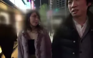 FC2PPV-4746392 在夜店遇到的漂亮女孩