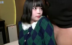 FC2PPV-4672556 租借純白白皙美少女首播