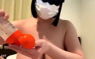 FC2PPV-4885918 巨乳醬連發八次縱插推奶