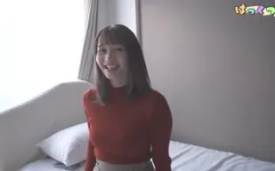 FC2PPV-4536776 偶像級透明度的完美女大學生