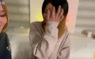 FC2PPV-4880098 模特兒交相機實拍激情戲