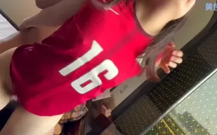 FC2PPV-4596467 爆孕女大學生沙灘偷歡巨臀長插
