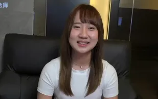 FC2PPV-4903878 罕見處陰柔美艷狂顛高潮射爆
