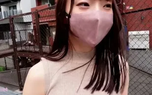 FC2PPV-4618535 萬年終日發情嬌喘學妹自慰大噴