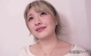 FC2PPV-4722539 毛茸茸白皙蕩婦舞者辣妹老婆性慾爆炸邊緣