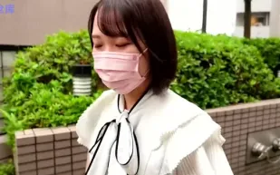FC2PPV-4625235 溫順美少女竟是虐待狂極品高潮痙