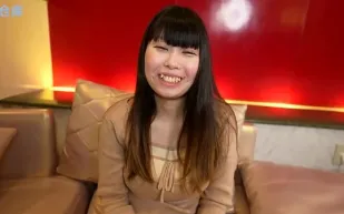 FC2PPV-4913308 陰宅少婦壓抑情慾街頭被射爆