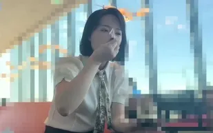FC2PPV-4857728 白皙人妻瞞夫偷情求射淪陷