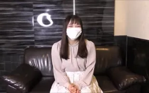 FC2PPV-4591912 白皙女大Emi無套內射