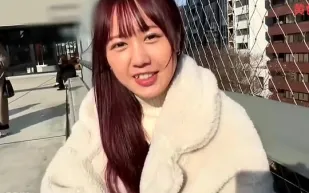 FC2PPV-4811389 可愛小胸美少女激戰首射高潮痙攣