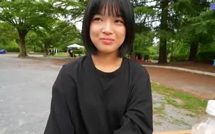 FC2PPV-4961458 純真十八歲少女首拍欲望初綻