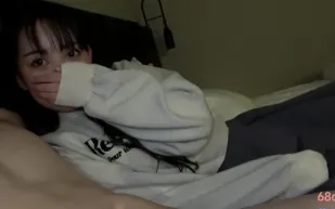 FC2PPV-3181418 清純美院女生蜜穴濕透中出射