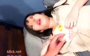 FC2PPV-3161669 好友女友偷情被拍成三人混戰