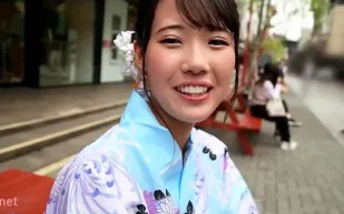 FC2PPV-3890862 嫩臉潮噴大生美少女初嘗