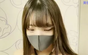 FC2PPV-3162400 再起偶像十八歲爆乳現役罩中出嗎