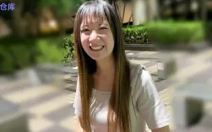 FC2PPV-4937267 超長身高美少女首拍遭猛插潮噴