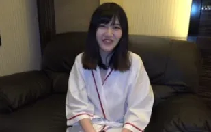 FC2PPV-4732107 身高170cm美苗條20歲清純認真性格背後潛藏的超級淫亂