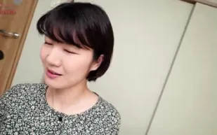 FC2PPV-4697318 丈夫公司破產背負巨額債務的主婦孤注一擲
