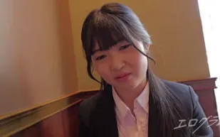 FC2PPV-4736625 新畢業生地產銷售女士