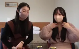 FC2PPV-4326418 他闖入女孩聚會結果變成三人組