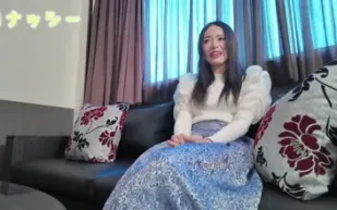FC2PPV-4340191 旅行社工作的超美女