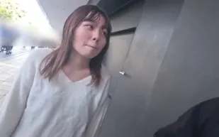 FC2PPV-4354916 品嘗處女臀部