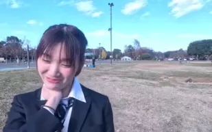 FC2PPV-4156973 被驚喜顏射嚇到像新生小鹿G點責備痙攣潮吹