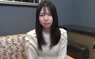 FC2PPV-4235491 黑髮美女蓮華醬